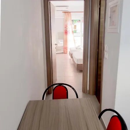 Διαμέρισμα Anthi Studios *